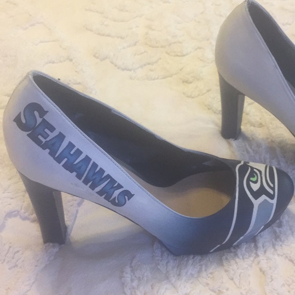 Franco Sarto Seattle Seahawks airbrushed heels - Picture 3 of 4